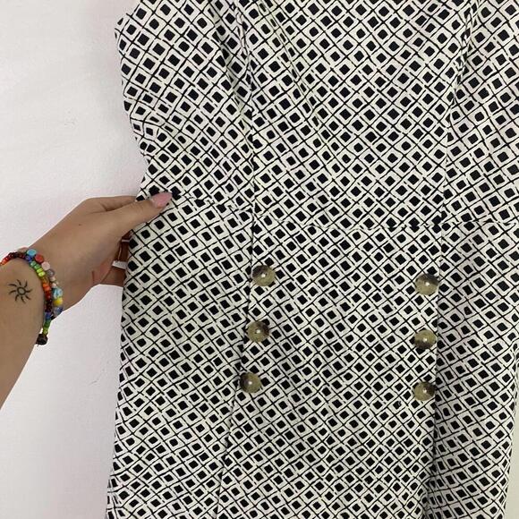 URBAN OUTFUTTERS black and cream pattern mini dress nwt - Picture 2 of 8